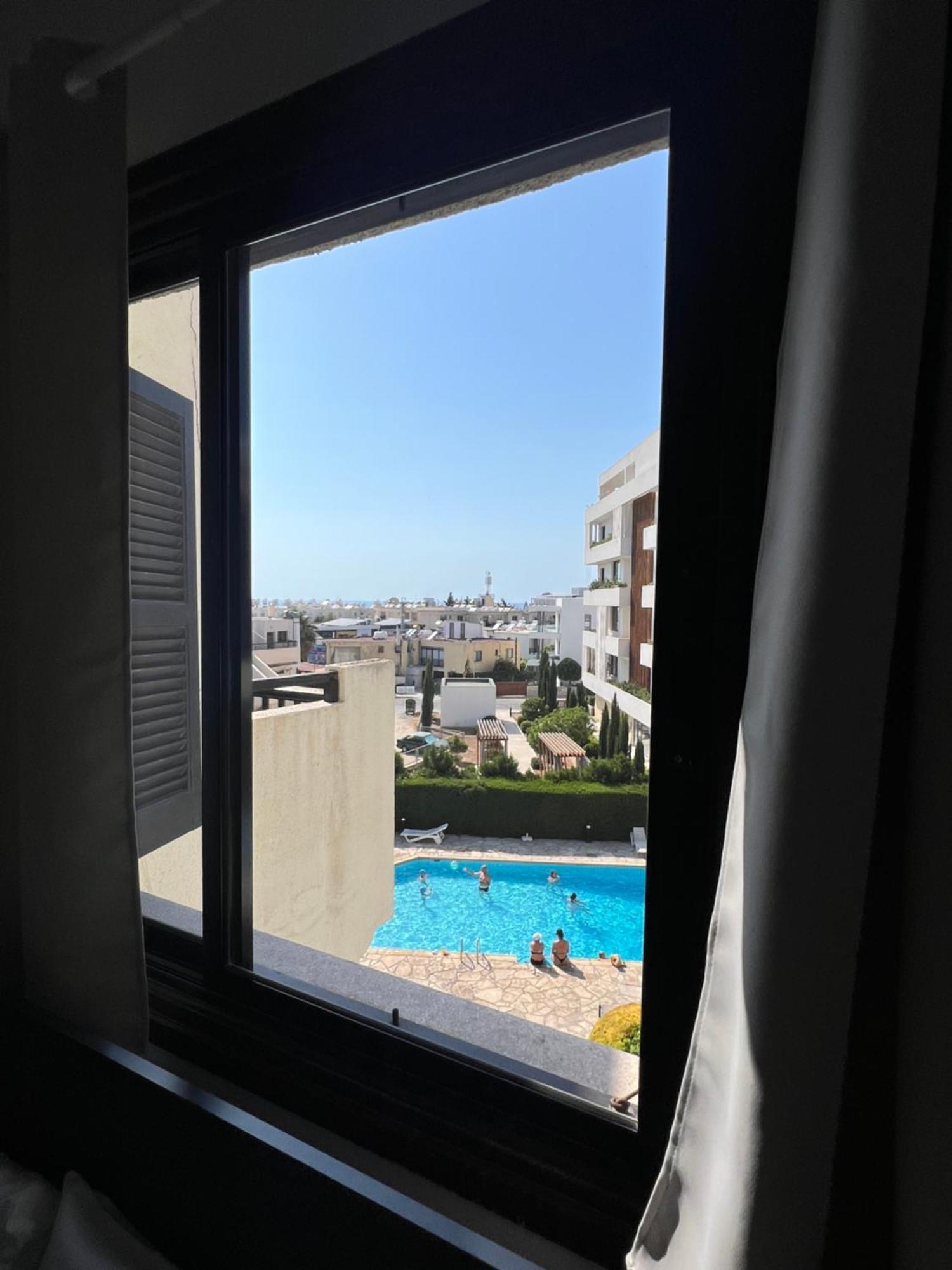 1St Class Location With Sea&Pool View Paphos Extérieur photo