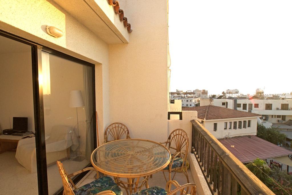 1St Class Location With Sea&Pool View Paphos Extérieur photo